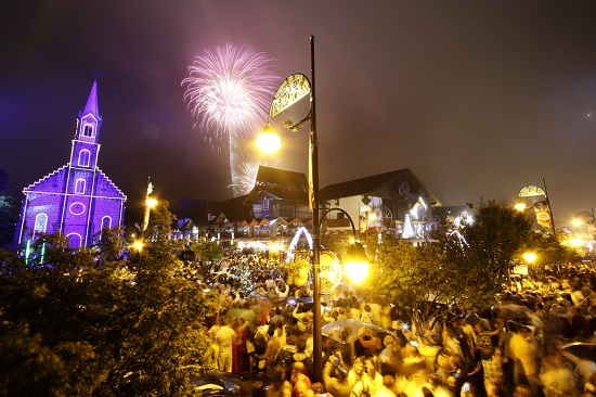 Natal Luz em Gramado - 16/10/2019 - Turismo - Fotografia - Folha de S.Paulo