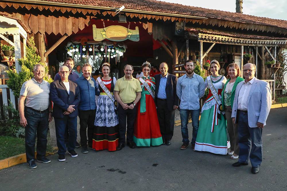 Natal Luz em Gramado - 16/10/2019 - Turismo - Fotografia - Folha de S.Paulo